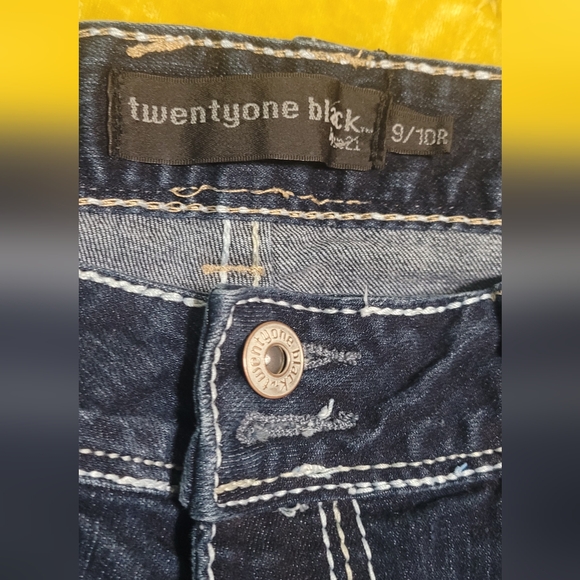 Twenty-one black by rue21 Women's Bootcut Jeans Size 9/10R - Picture 2 of 4